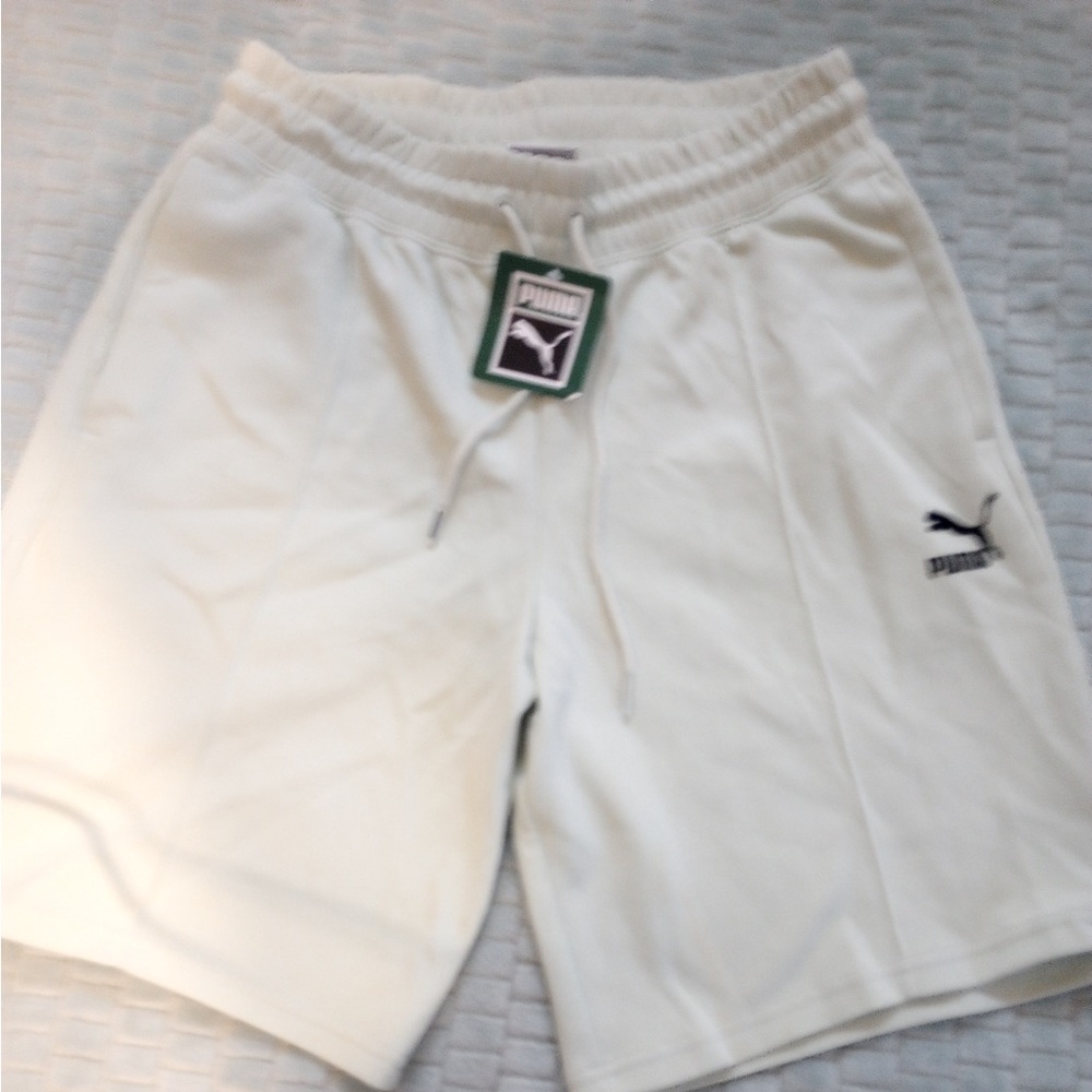 Puma Light green Athletic Men Shorts Size M New